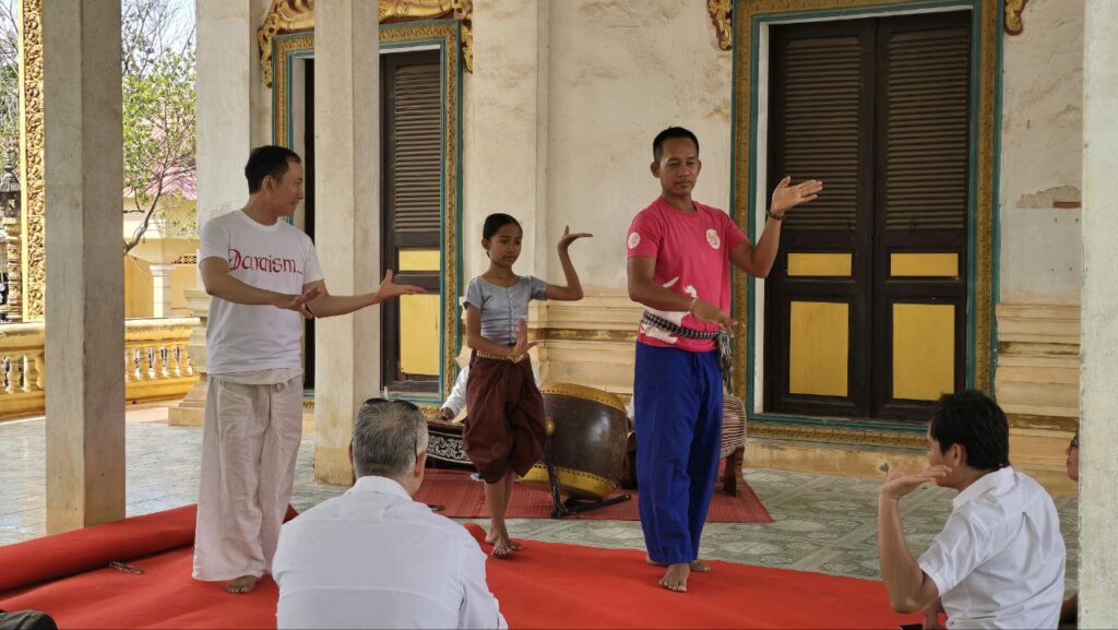 dara huot lead tours in immersive cambodian way of life (1)
